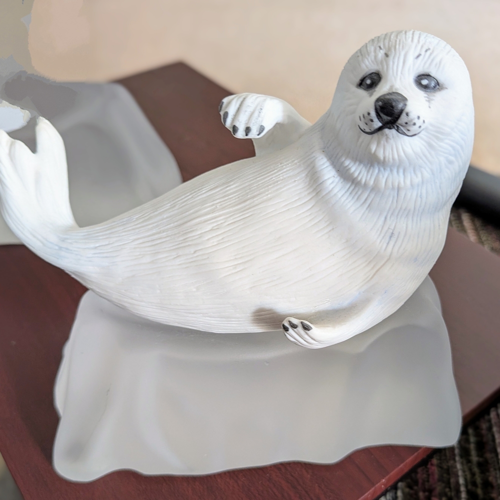 Vintage,(1987)Charming White Seal - Snow Pup Sculpture Hand Made In Spain 2 Of 2